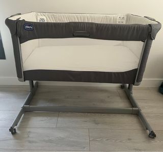 Mini cuna Chicco next2me apenas usada
