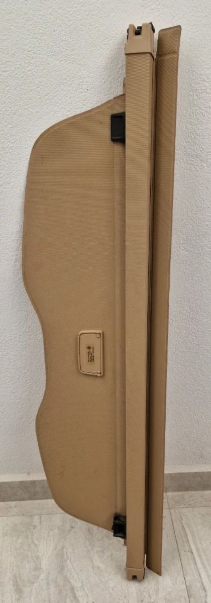 Cubre maletero retráctil Touareg 7L color beige