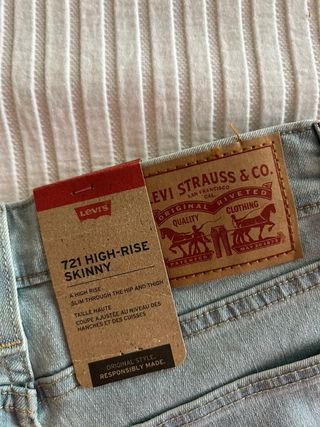 Vaqueros Levis