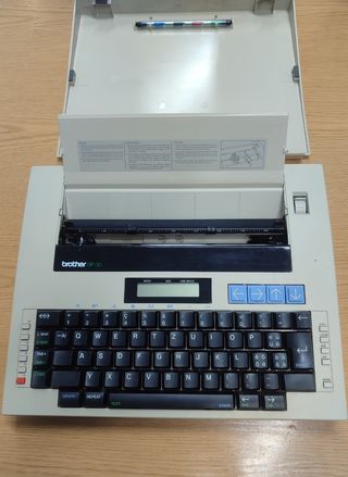 Máquina de escribir Brother BP-30