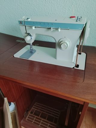 Máquina de coser SINGER