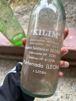 Lote dos botellas cristal gaseosa Kilim