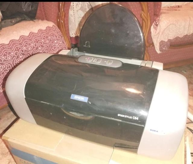 🖨️ Stampante Epson Stylus c64