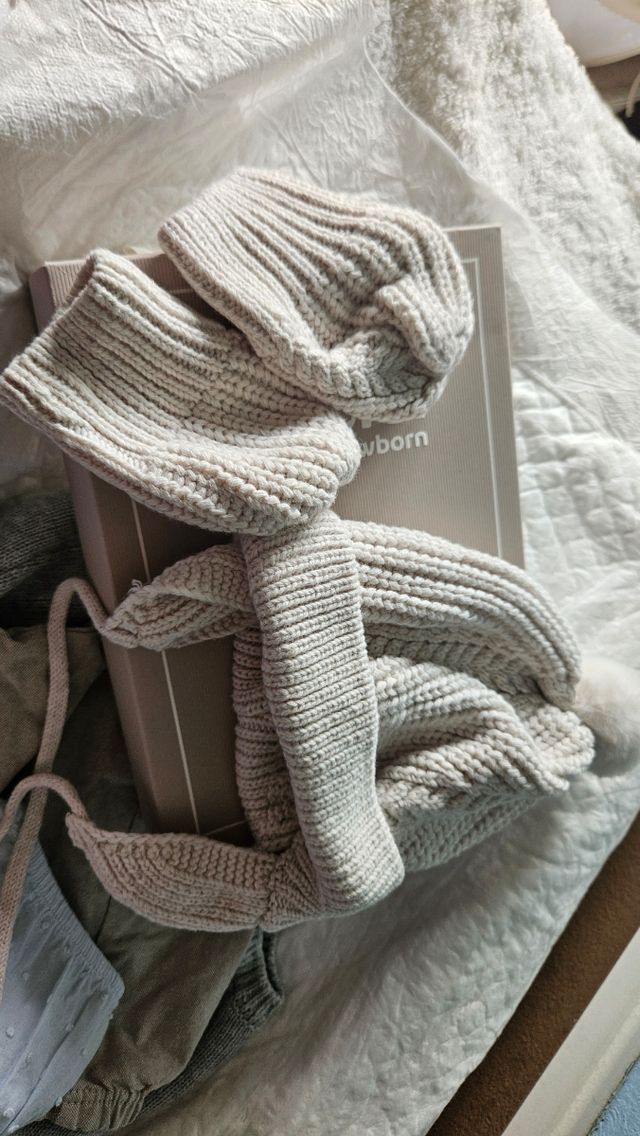 Conjunto  gorro y manopla