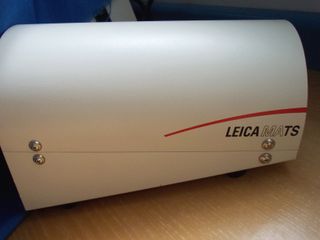 Microscopio Leica DMI-3000