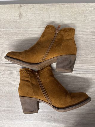 Botines terciopelo marron