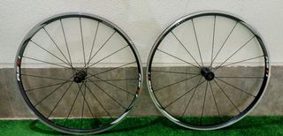 Ruedas bicicleta carretera