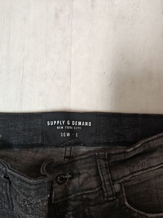 Vaquero hombre o Junior marca SUPPLY and DEMAND