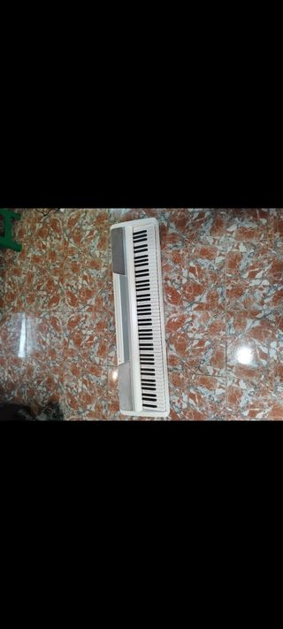 Teclado eléctrico KORG SP 170