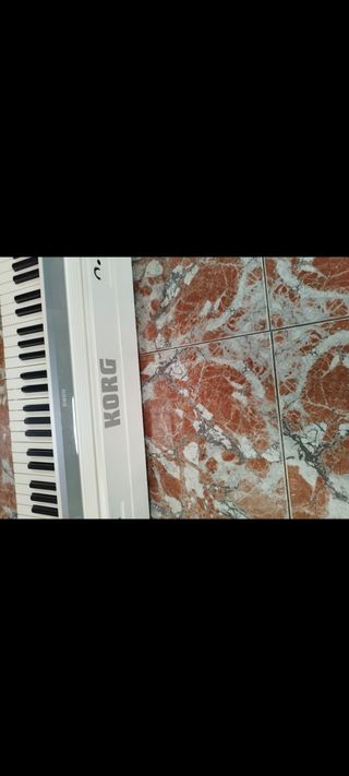 Teclado eléctrico KORG SP 170