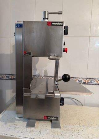 Sierra para huesos / carnes y congelados.