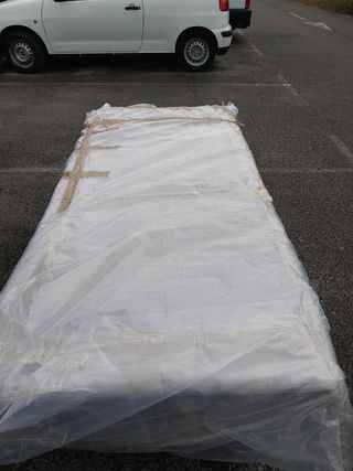 Se vende una cama de una plaza en buen estado