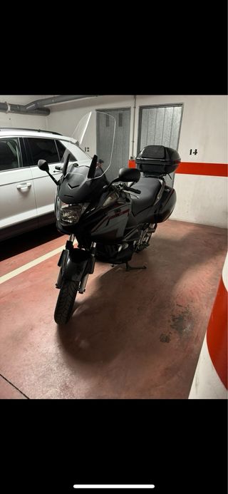 Honda deuville solo hasta final de año 2400