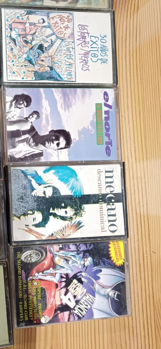 LOTE CASSETTE ANTIGUOS