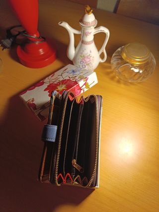 Cartera de flores