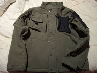 OFERTÓN Chaqueta TÁCTICA tipo MILITAR 