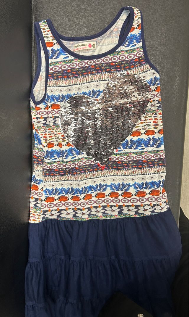 Vestido desigual niña