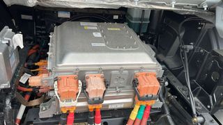 Dongfeng Box QUANTRON EV4 PLATAFORMA ELEVADORA 900 Kilos