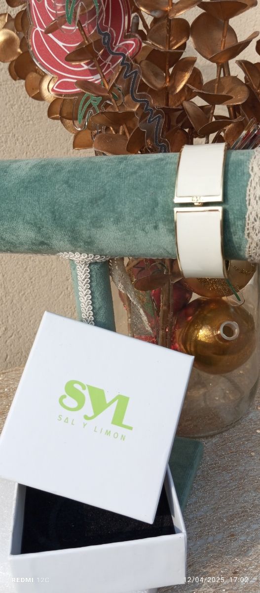 Bracciale rigido SYL nuovo