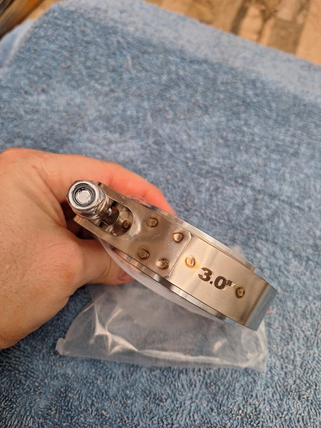 Abrazadera de tubo de escape