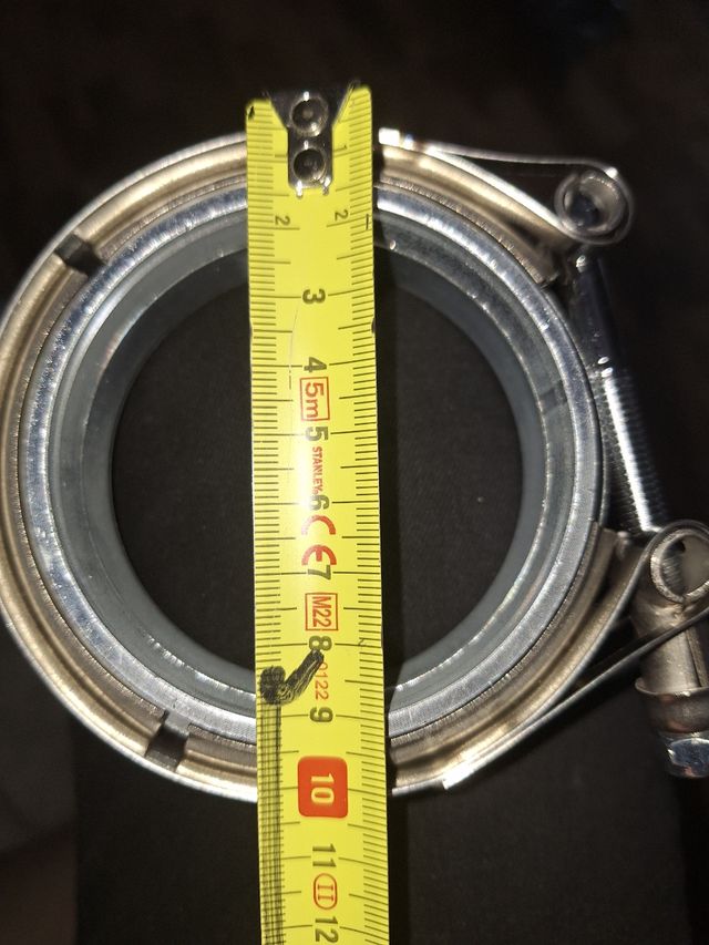 Abrazadera de tubo de escape