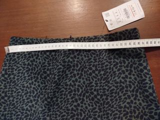 Minifalda a estrenar marca Pullandbear 