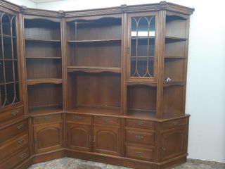 Mueble vitrina comedor en madera