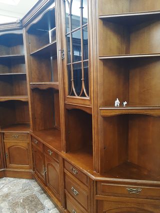 Mueble vitrina comedor en madera