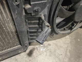 3 radiadores con electro citroen c4 1.6 hdi 2005