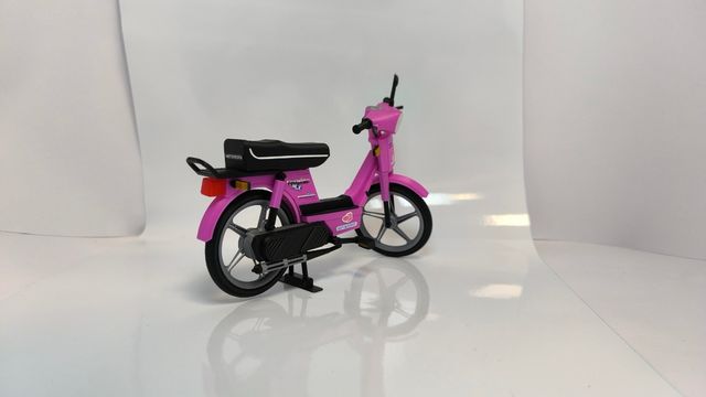 Maqueta vespino NLX Don Algodón 1-10 color Rosa