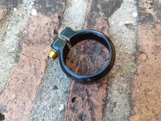 Abrazadera de sillín Santa Cruz