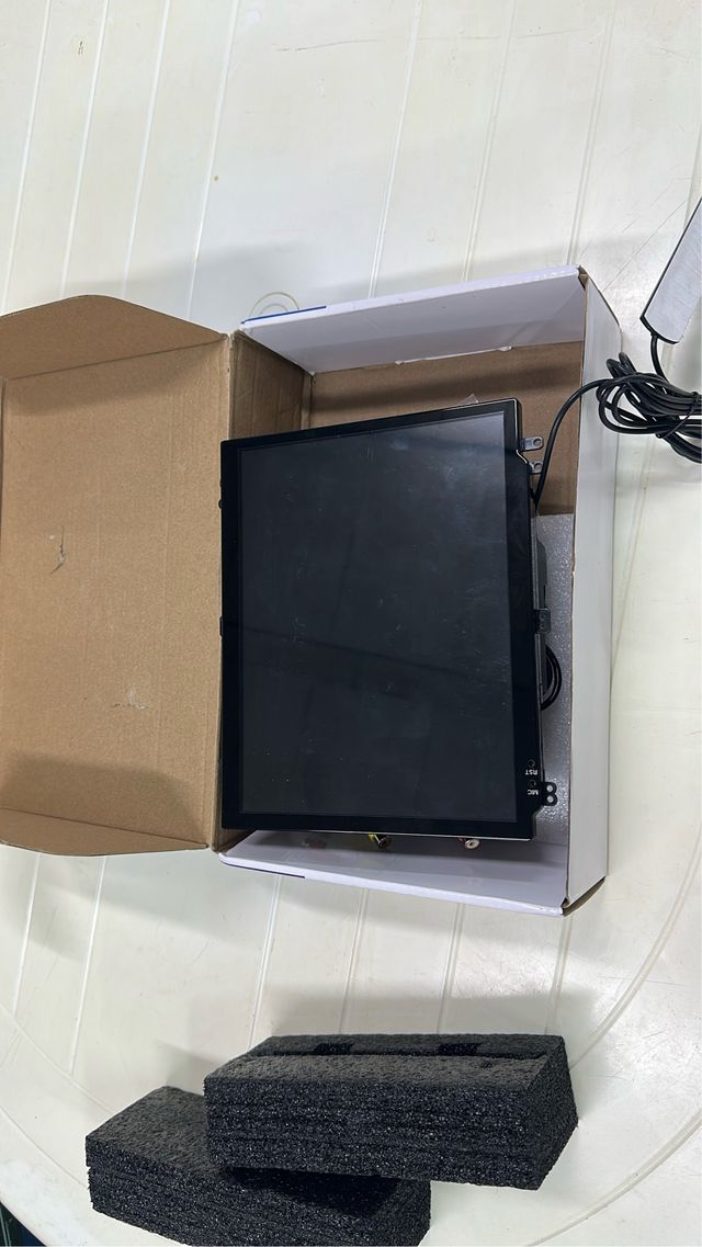 Pantalla universal 9’7 pulgadas carplay y android