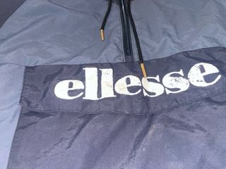 chubasquero ellesse