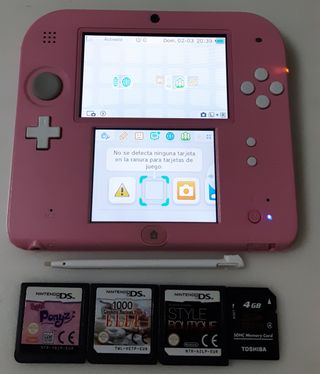 NINTENDO 2DS ROSA + 3 JUEGOS