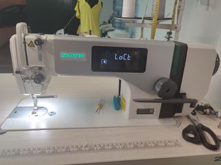 Maquina industrial de coser