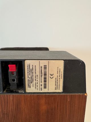 PAREJA ALTAVOCES BOSE 301 SERIES 4