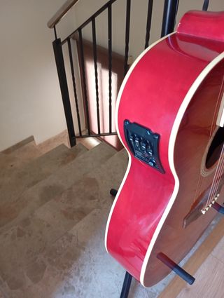 GUITARRA ELECTROACÚSTICA 07 USA