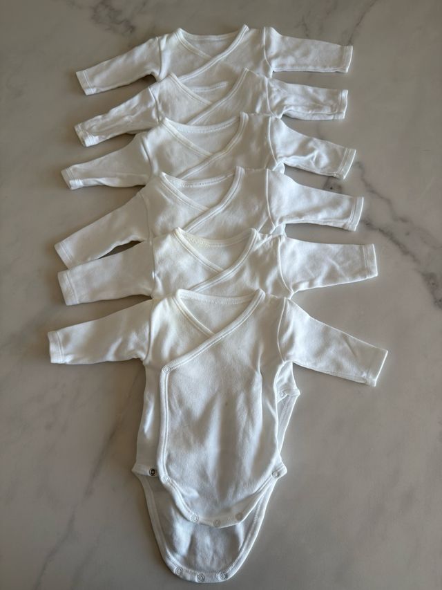 Pack de 23 boddies de bebe 0 a 12 meses