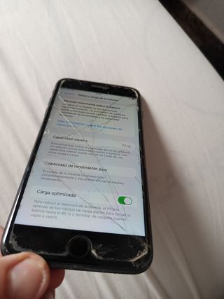 iPhone 8 plus , libre de iCloud, funcionando.