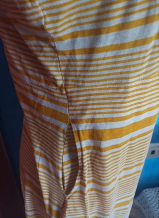 Vestido amarillo de Sfera