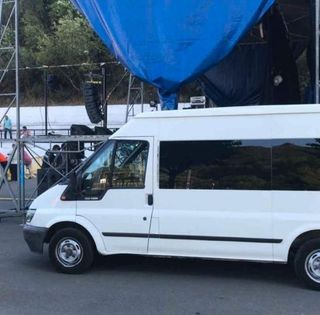 Alquiler con conductor 9 plazas