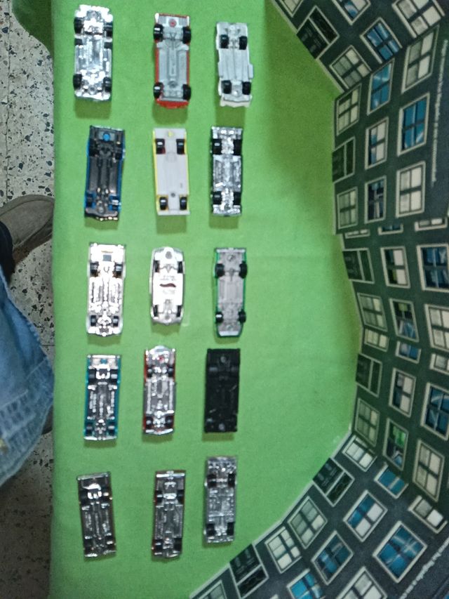 Malasia y matbox.hot wheels. autos por unidad.