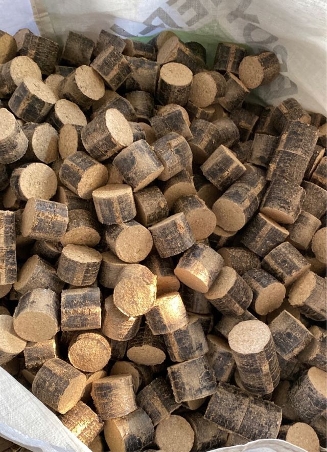 Briquetes de carvalho
