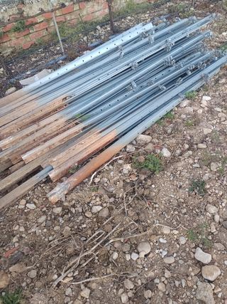 Postes emparrado viña