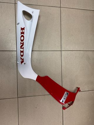 Tapa lado derecho Honda X8R SZX