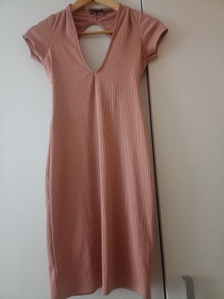 Vestido venido rosa nude