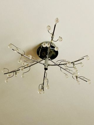 Lámpara techo metal y detalles