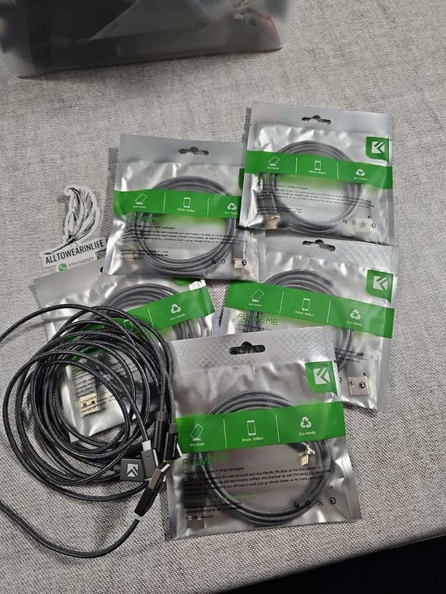 2 x Cavo di ricarica magnetica 3 in 1