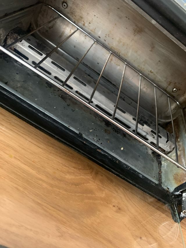 Hornillo tostadora pequeño