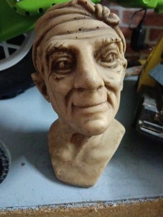 Figura porcelana negociable